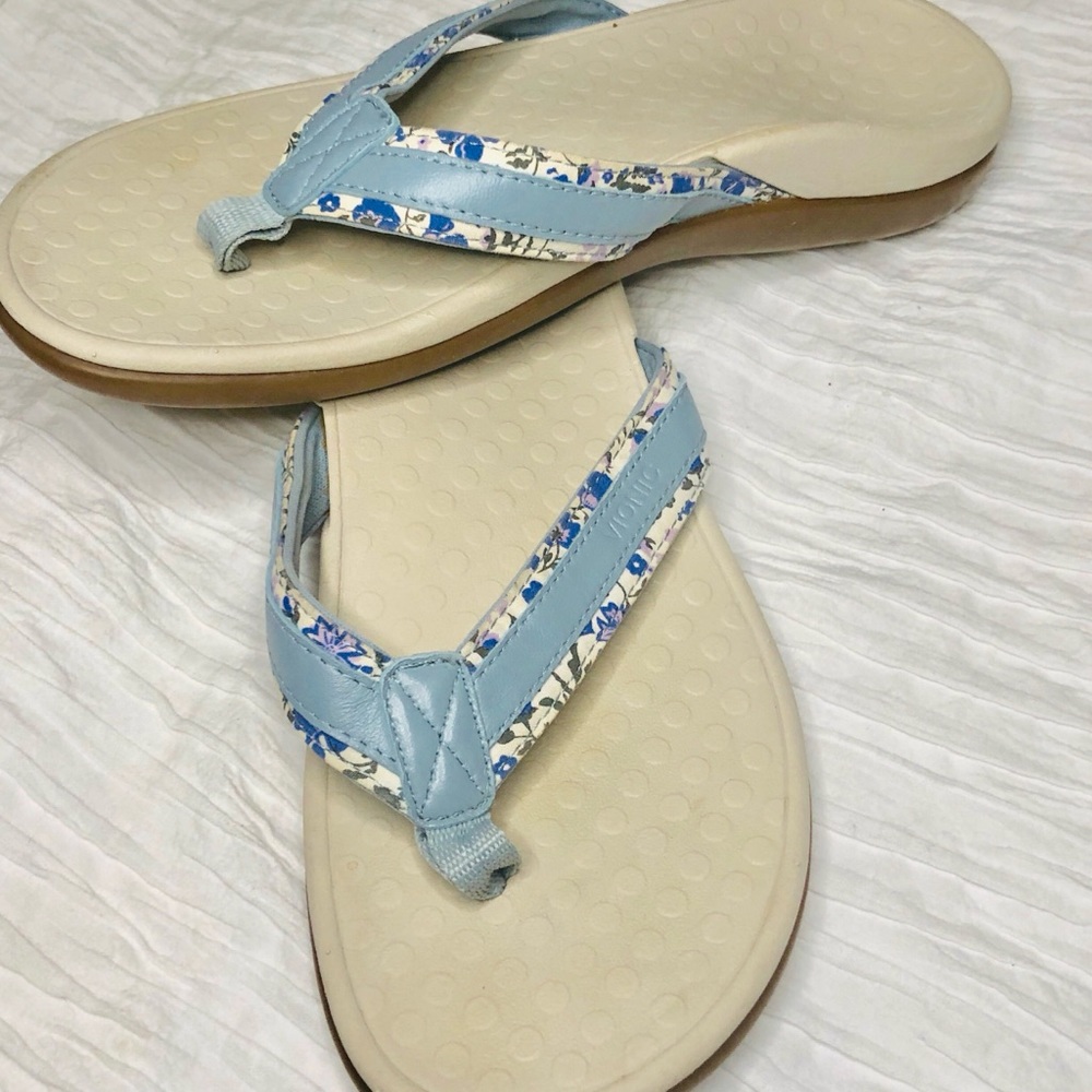 VIONIC Tide Blue Floral Flip Flop Sandal sz 7